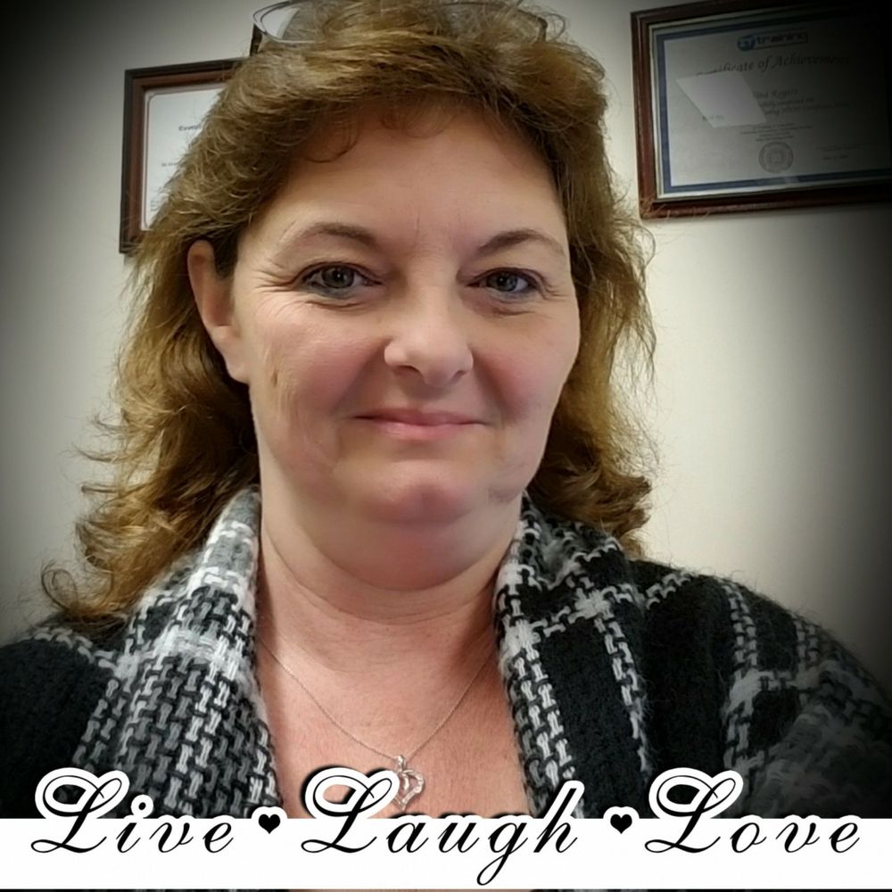 Meet your Posher, Gina